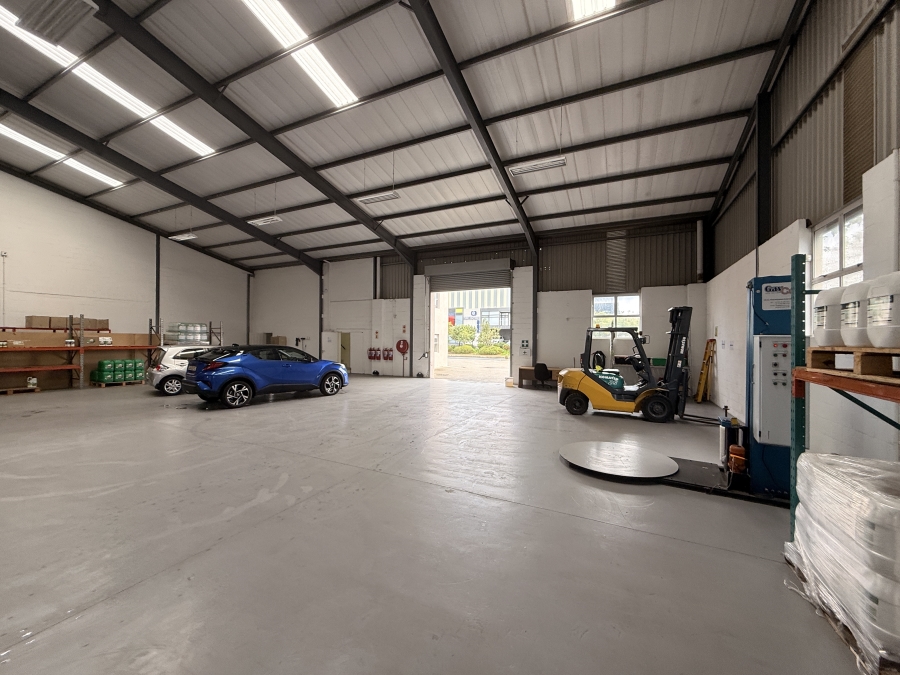 To Let commercial Property for Rent in Rivergate Western Cape